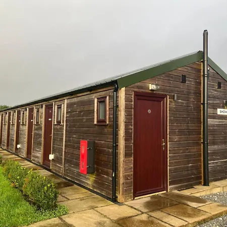 Glamping Dome Elysian Fields אוהל מפואר הלסטון
